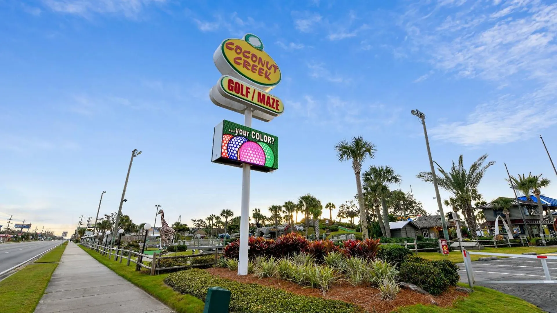 Holiday home Aquavista Condominiums #206-W By Book That Condo Panama City Beach