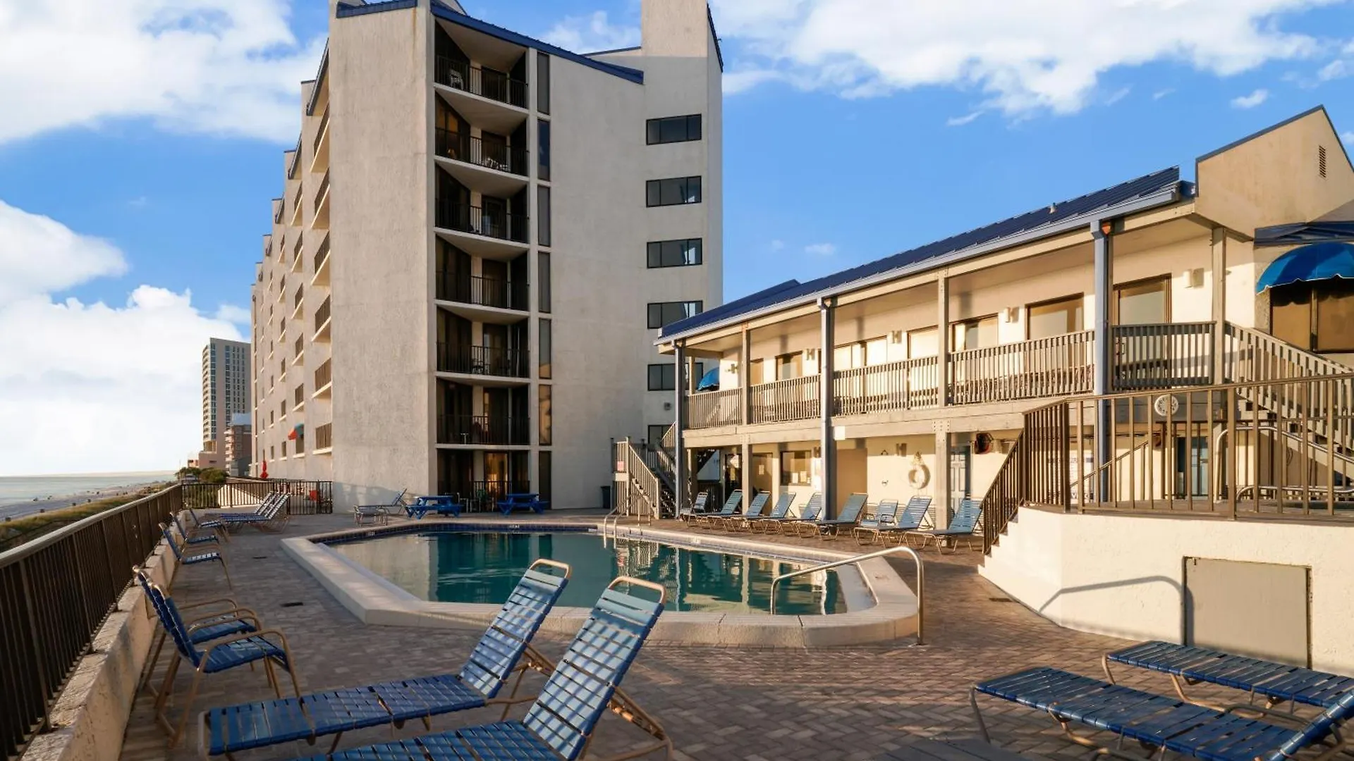 Aquavista Condominiums #206-W By Book That Condo Panama City Beach